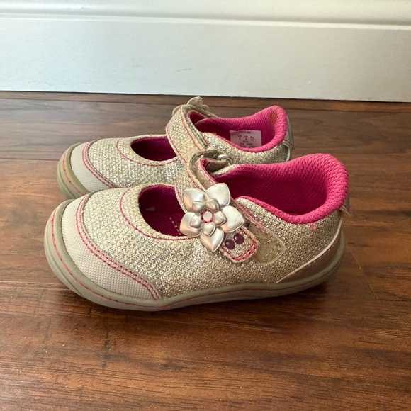 Stride Rite Surprize Silver Sparkle w Pink Mary Jane Shoes-Size 5 - Picture 6 of 10